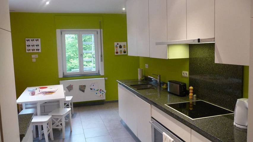 Location de vacances pour 14 personnes, avec jardin à Onhaye - 4