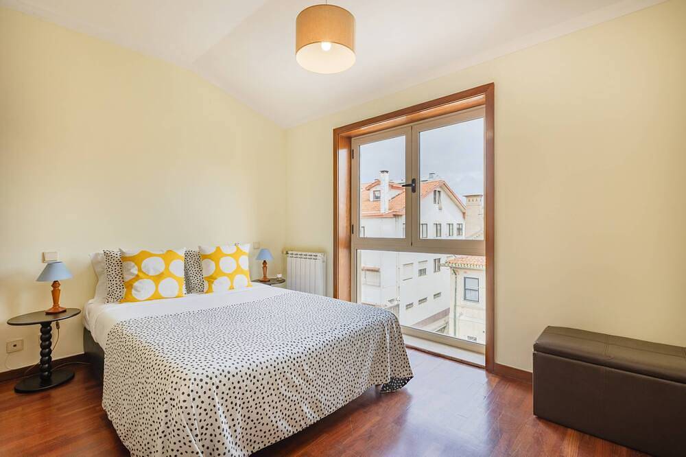 Apartamento entero, Top Floor Retreat in Espinho in Espinho, Distrito de Aveiro