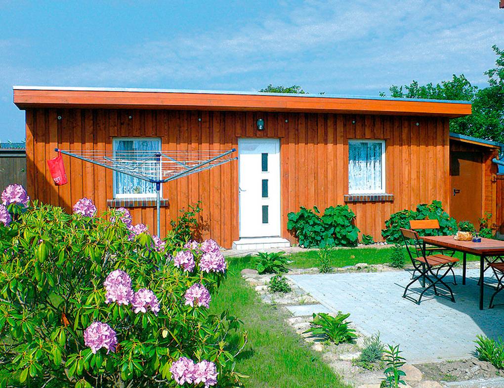 Holiday home for 2 people with terrace in Gingst, Ruegen
