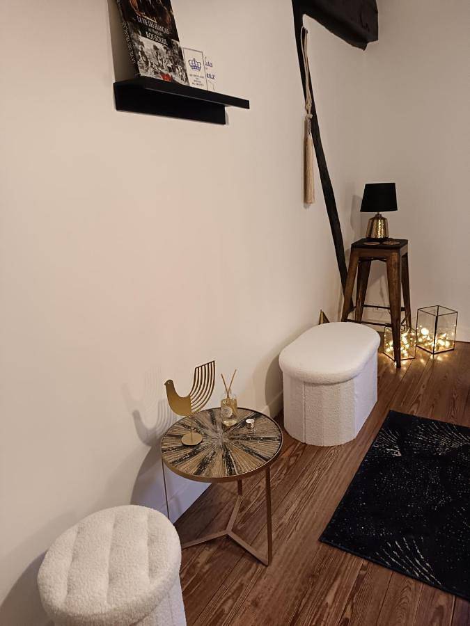 Location de vacances pour 13 personnes, avec terrasse dans Villiers-Saint-Benoît - 2