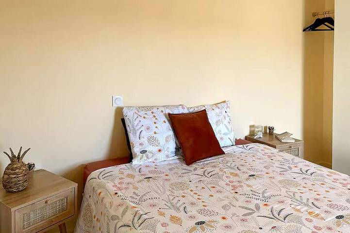 Location de vacances pour 4 personnes à Nanteuil-en-Vallée - 3