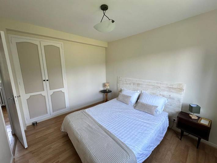Gîte pour 4 personnes, avec Balcon ainsi que Jardin et Vue à Murat-sur-Vèbre