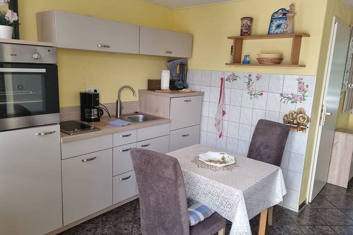 Ferienwohnung für 3 Personen, mit Terrasse in Trassenheide