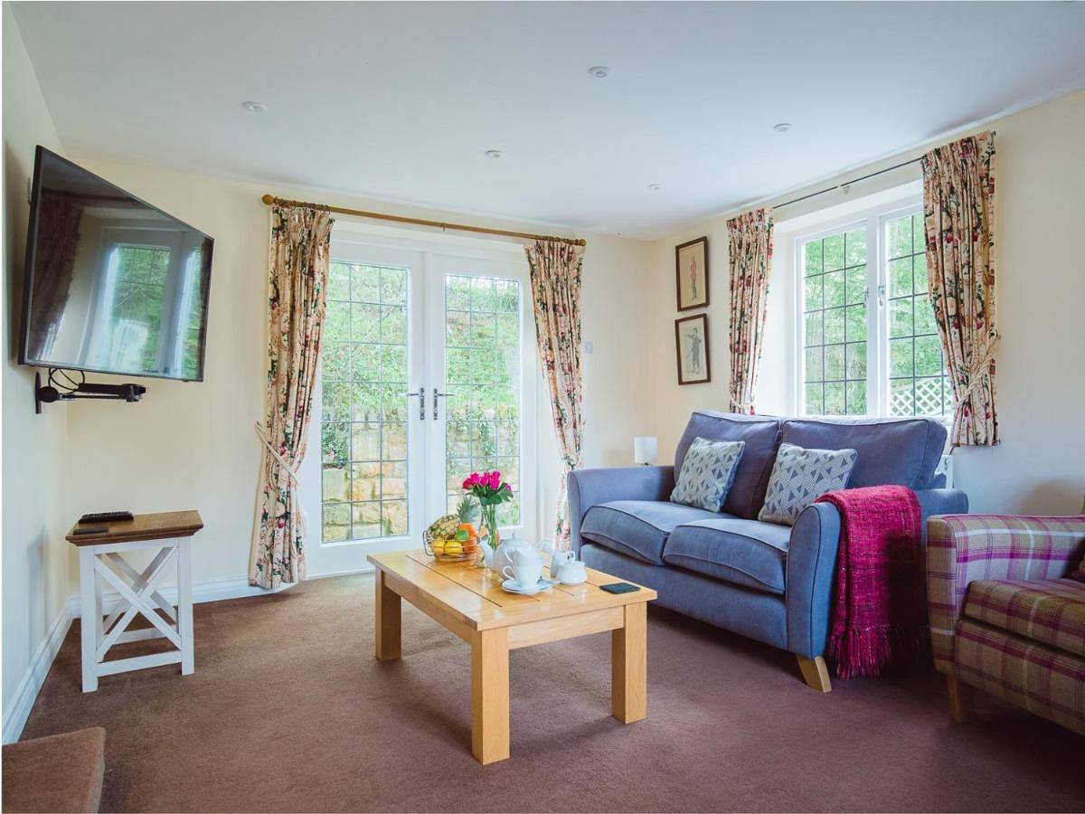 Two-Bedroom House in Winchcombe, Gloucestershire