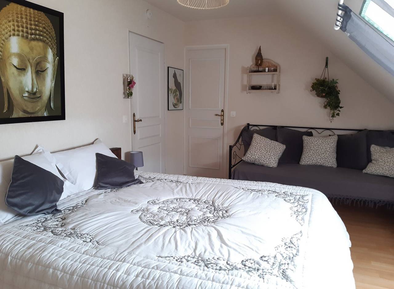 Chambres d'hôtes Les Hauts de la Vaucouleurs - Suite blanche colombe in Auffreville-Brasseuil, Yvelines