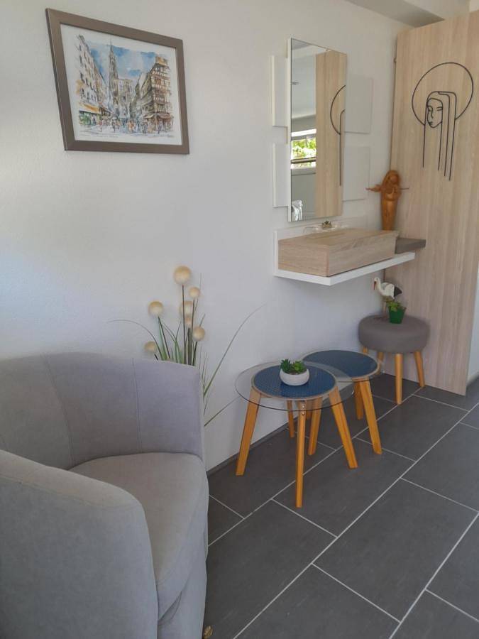 Appartement entier, Classic One-Bedroom Apartment with King Bed in Mertzwiller, Nord de l'Alsace