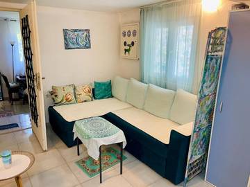 Cottage pour 2 personnes, avec terrasse et jardin dans Risan