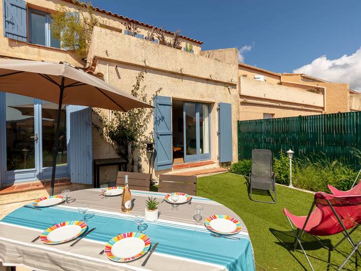 Ferienhaus für 6 Personen, mit Terrasse und Garten