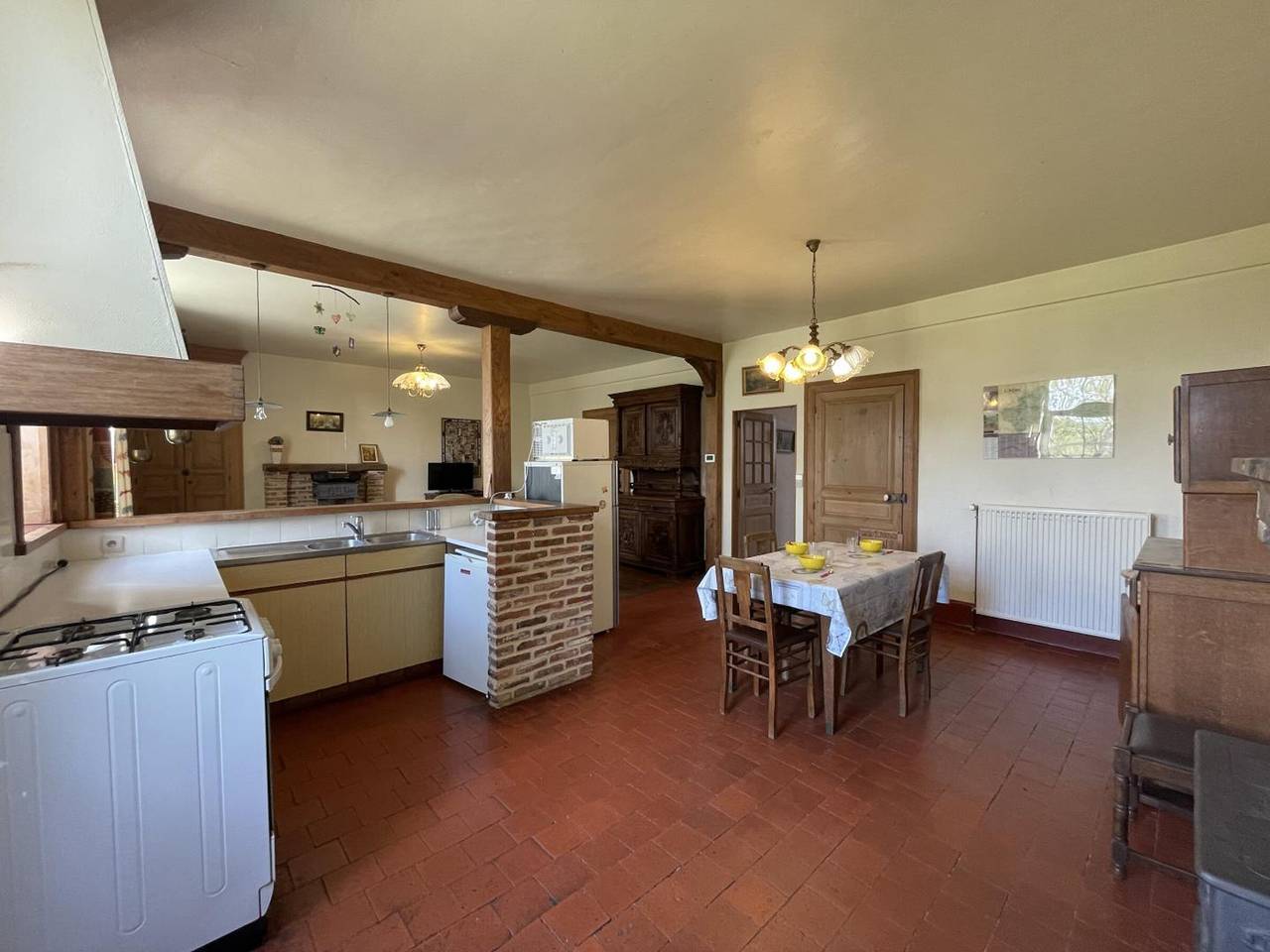 Geräumiges Landhaus mit Wlan und Haustiere erlaubt in Montvicq, Montluçon und Umgebung