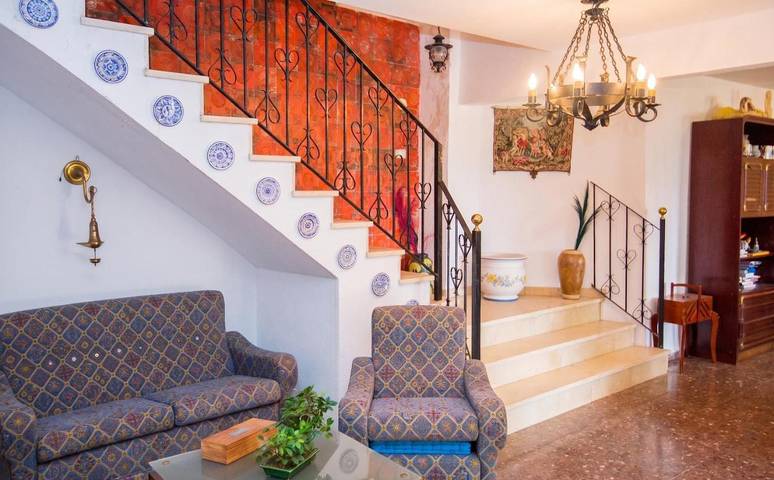 Casa rural para 12 personas, con Balcón y Terraza además de Jardín y Piscina en Los Serranos - 3