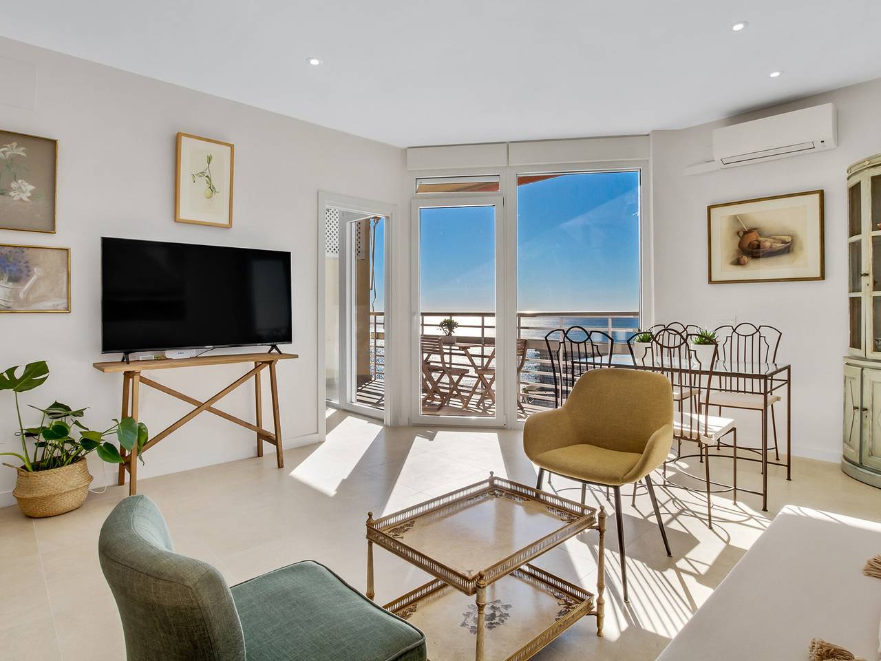 Apartamento entero, Encantador apartamento en la playa en Torremolinos in Playa El Bajondillo, Torremolinos