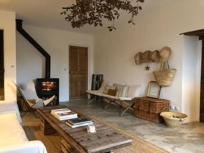 Gîte pour 2 personnes, avec Terrasse ainsi que Jardin et Vue à Gravières - 3
