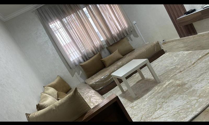 Appartement de vacances pour 7 personnes, avec vue et piscine, animaux acceptés