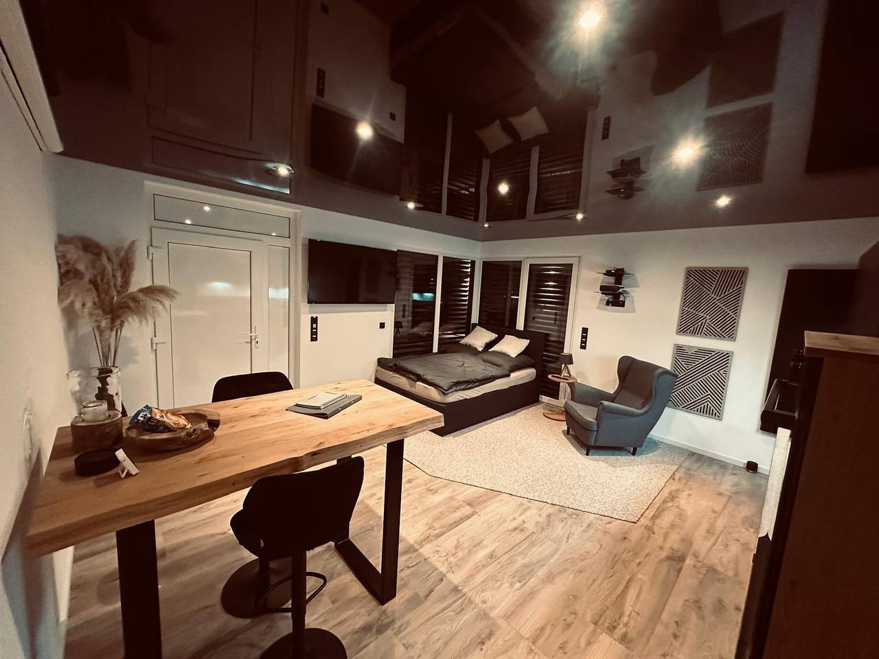 Ganze Ferienwohnung, 2-Bett-Appartement Bad/Wc in Welschbillig, Landkreis Trier-Saarburg