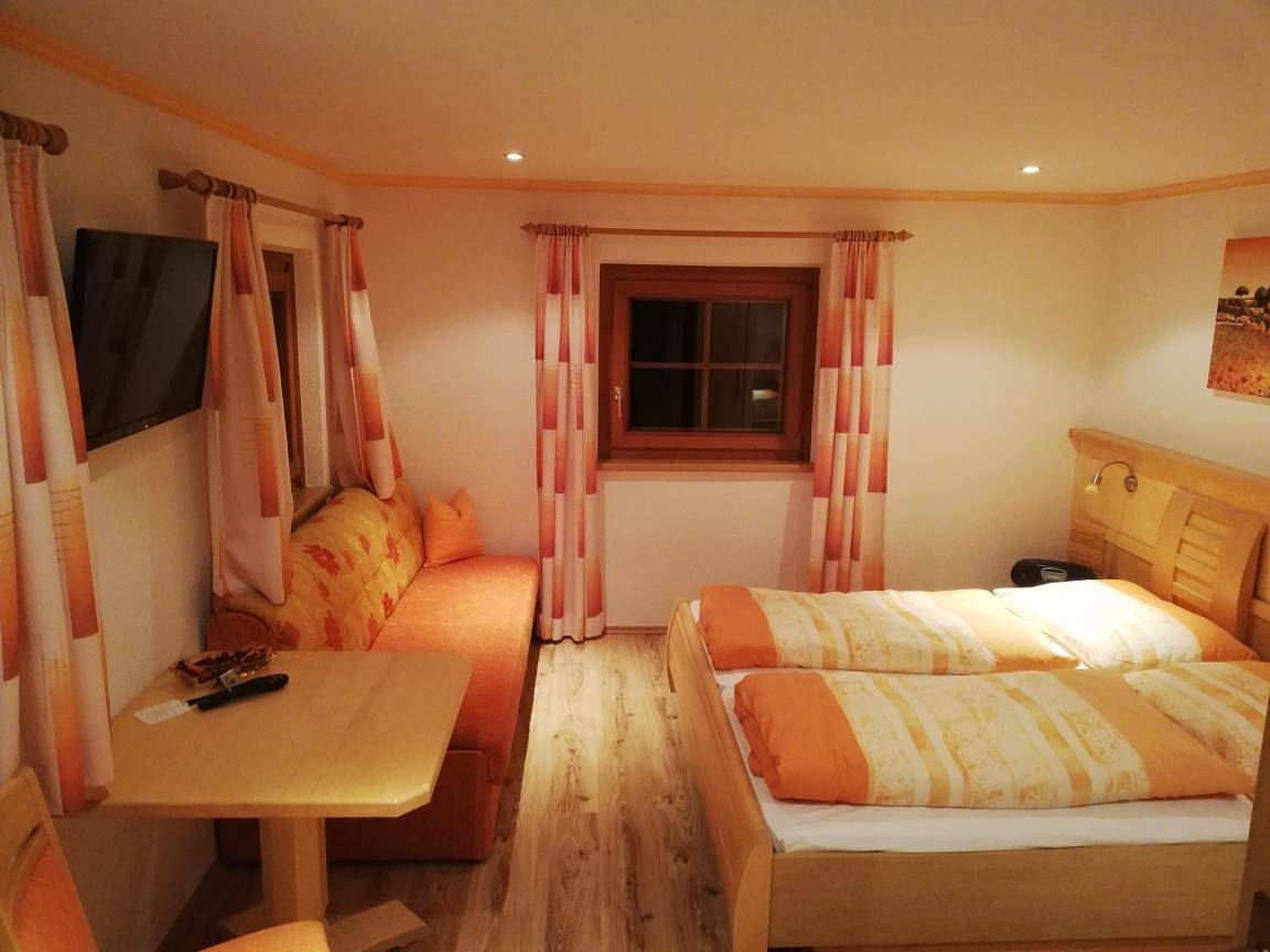 Ganze Ferienwohnung, Dreibettzimmer in Brandenberg, Kaisergebirge