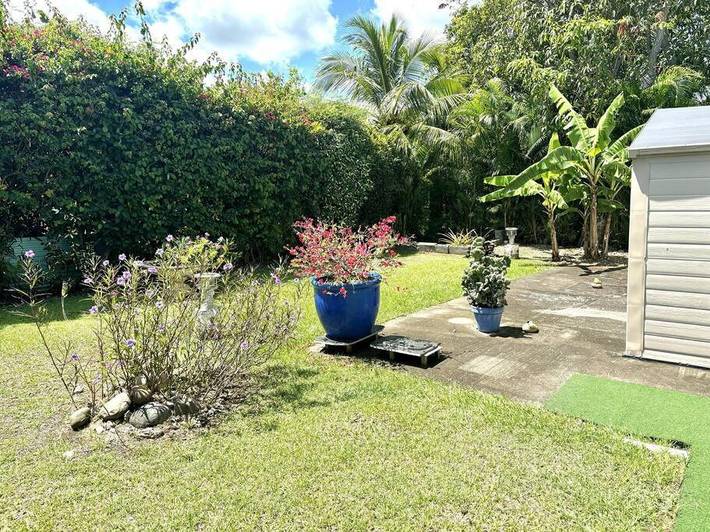 Location de vacances pour 2 personnes, avec jardin et terrasse ainsi que vue et piscine à Anse-Bertrand - 4