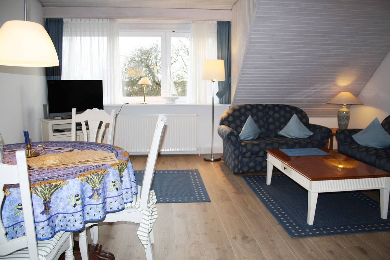 Ganze Wohnung, Komfortable Ferienwohnung mit Sauna, Garten und Parkplatz in Tinnum in Tinnum, Sylt (Gemeinde)