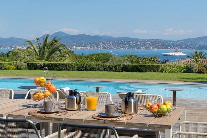 Villa pour 12 personnes, avec terrasse et jardin à Saint-Tropez