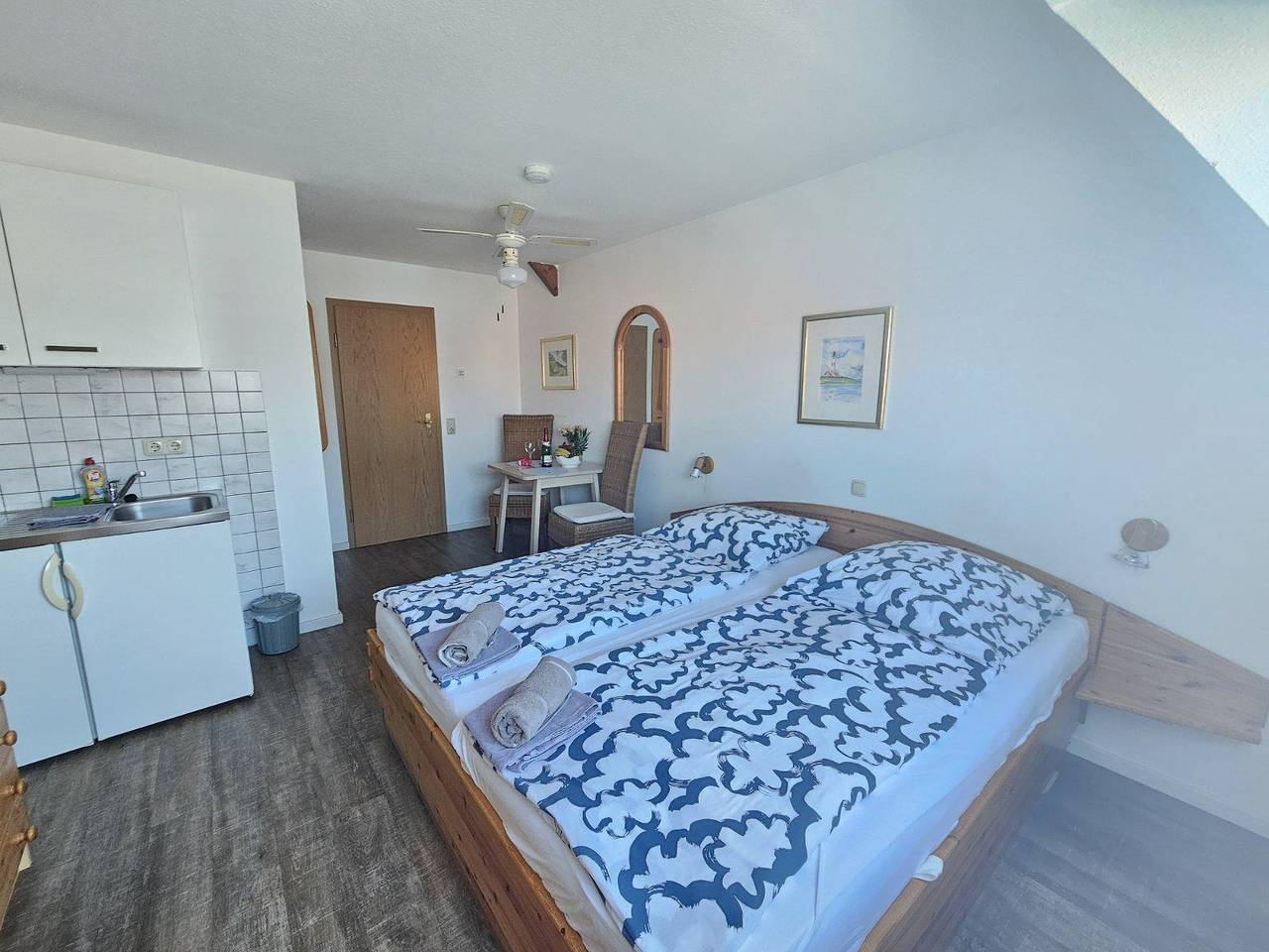 Ganze Ferienwohnung, Appartement 1 in Garding, Eiderstedt
