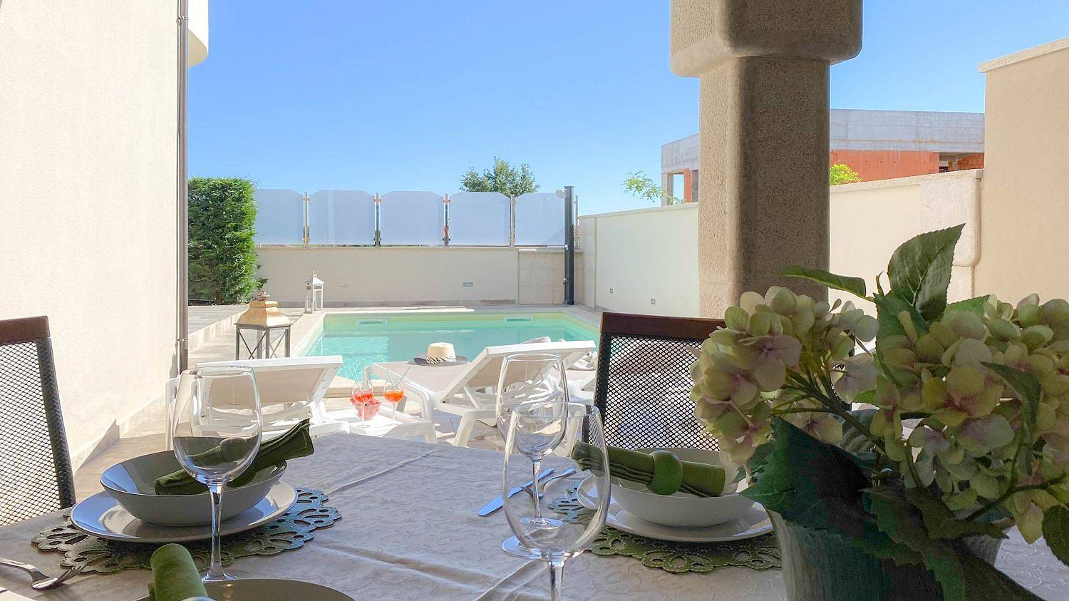 Traumhafte Casa mit zwei Grill, Privatpool, Waschmaschine, Trockner in Mareda, Umag und Umgebung