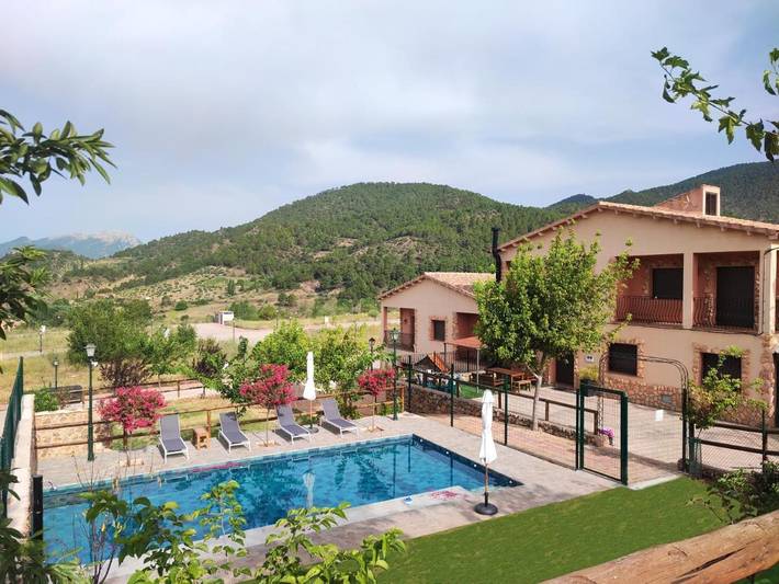 Casa rural para 10 personas, con Balcón y Terraza además de Jardín y Piscina en Sierra de Alcaraz