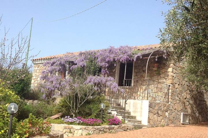 Gîte pour 2 personnes, avec Terrasse et Jardin