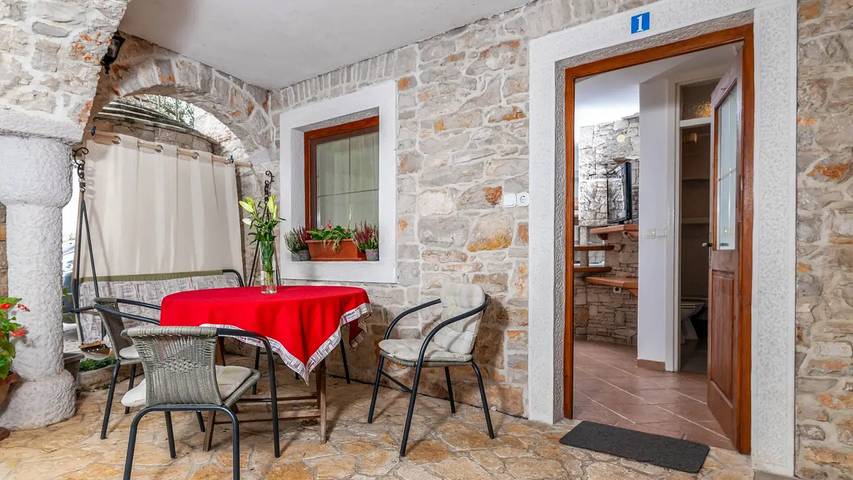 Ferienwohnung für 3 Personen, mit Terrasse