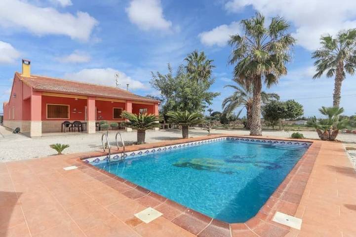 Villa pour 8 personnes, avec terrasse à Elche