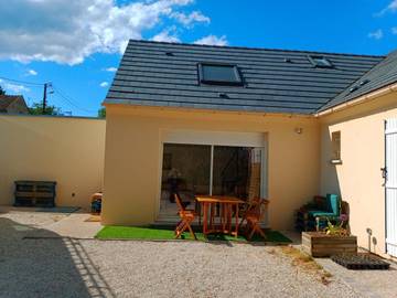 Gîte pour 4 personnes, avec terrasse et vue à Salins (Seine-et-Marne)