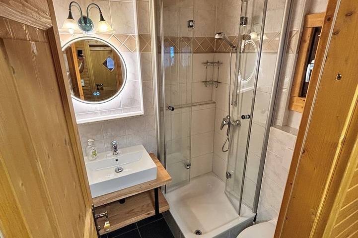 Urige Hütte auf 1800m Nähe Skilift mit Sauna, Kamin & Panoramablick in Reichenau (Österreich), Nockberge