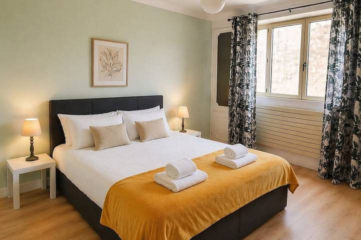 Location de vacances pour 13 personnes, avec jacuzzi et jardin à Gagny - 2