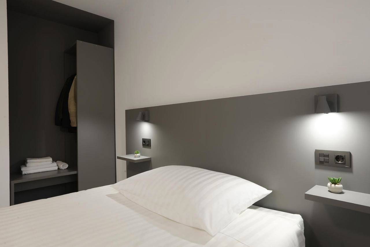 Triple Room with Private Bathroom in Lavacolla, Saint-Jacques-de-Compostelle