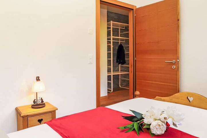 Gîte pour 6 personnes, avec balcon et sauna dans Siviez - 4