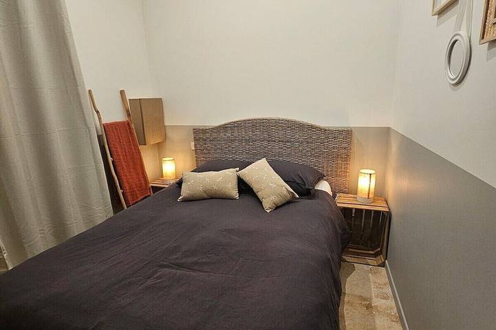 Gîte pour 6 personnes, avec jardin à Genas - 3