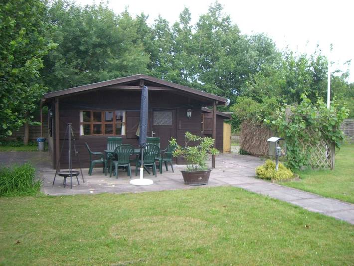 Ferienhaus für 4 Personen, mit Terrasse und Garten in Großsolt