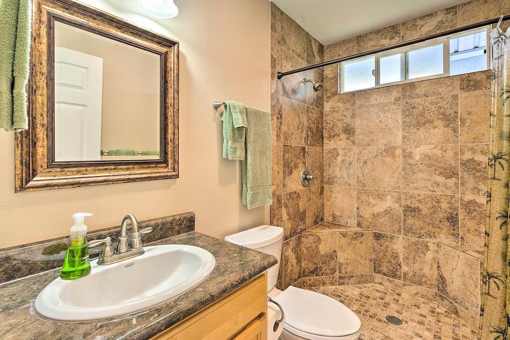 Neu! Hilo Home w / Ocean View-39 Mi zu Volcanoes Np in Hilo, South Hilo