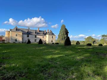 Cottage pour 2 personnes, avec jardin à Saché