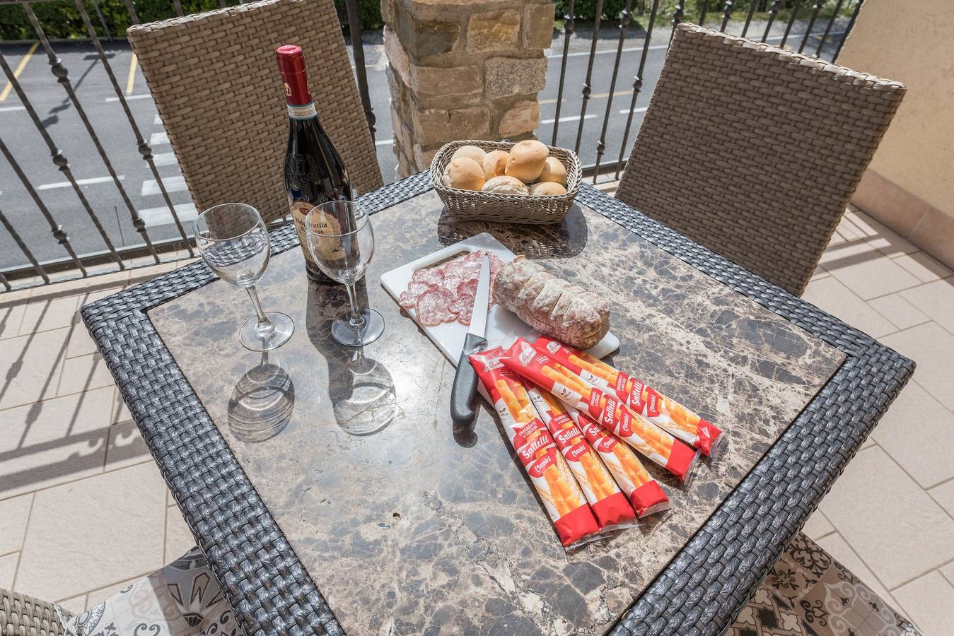 Ganze Wohnung, Schöne Ferienwohnung "Residenz Tatiana A4" mit Pool, Terrasse in Tremosine, Gardasee-Berge