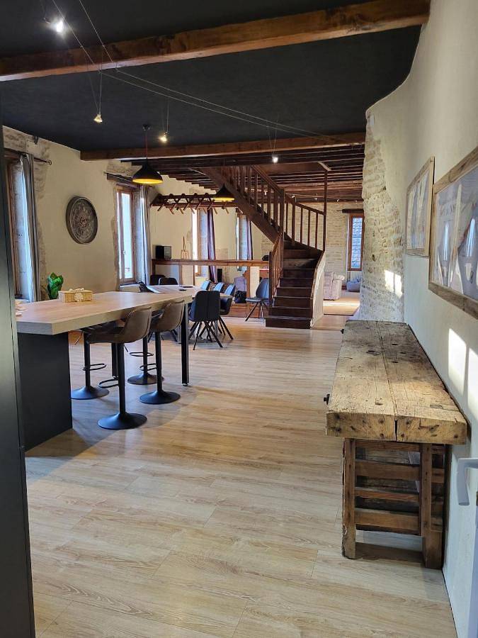 Gîte pour 8 personnes, animaux acceptés à Savigny-lès-Beaune