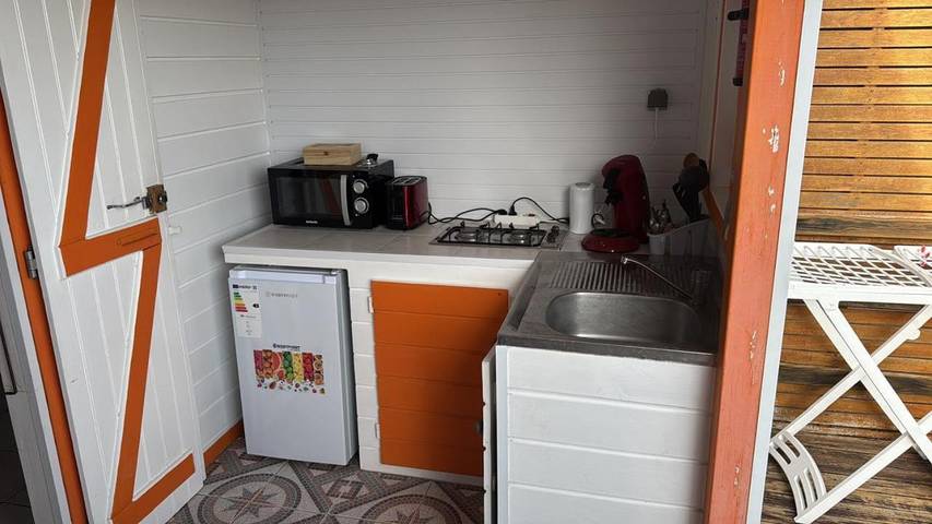 Hôtel pour 2 personnes, avec terrasse et vue, animaux acceptés à La Désirade (île) - 3