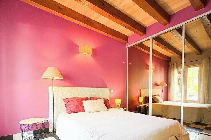 Location de vacances pour 8 personnes, avec jardin à Cremps - 2