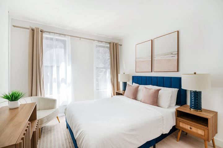 Vacation rental for 5 people, with pets in Upper East Side