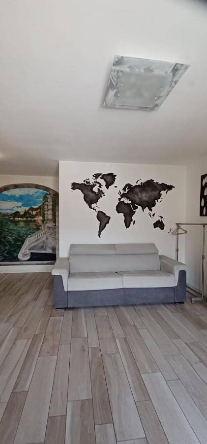 Appartamento intero, Casa di Sofia e Oscar Lago di Como Canzo in Canzo, Brianza