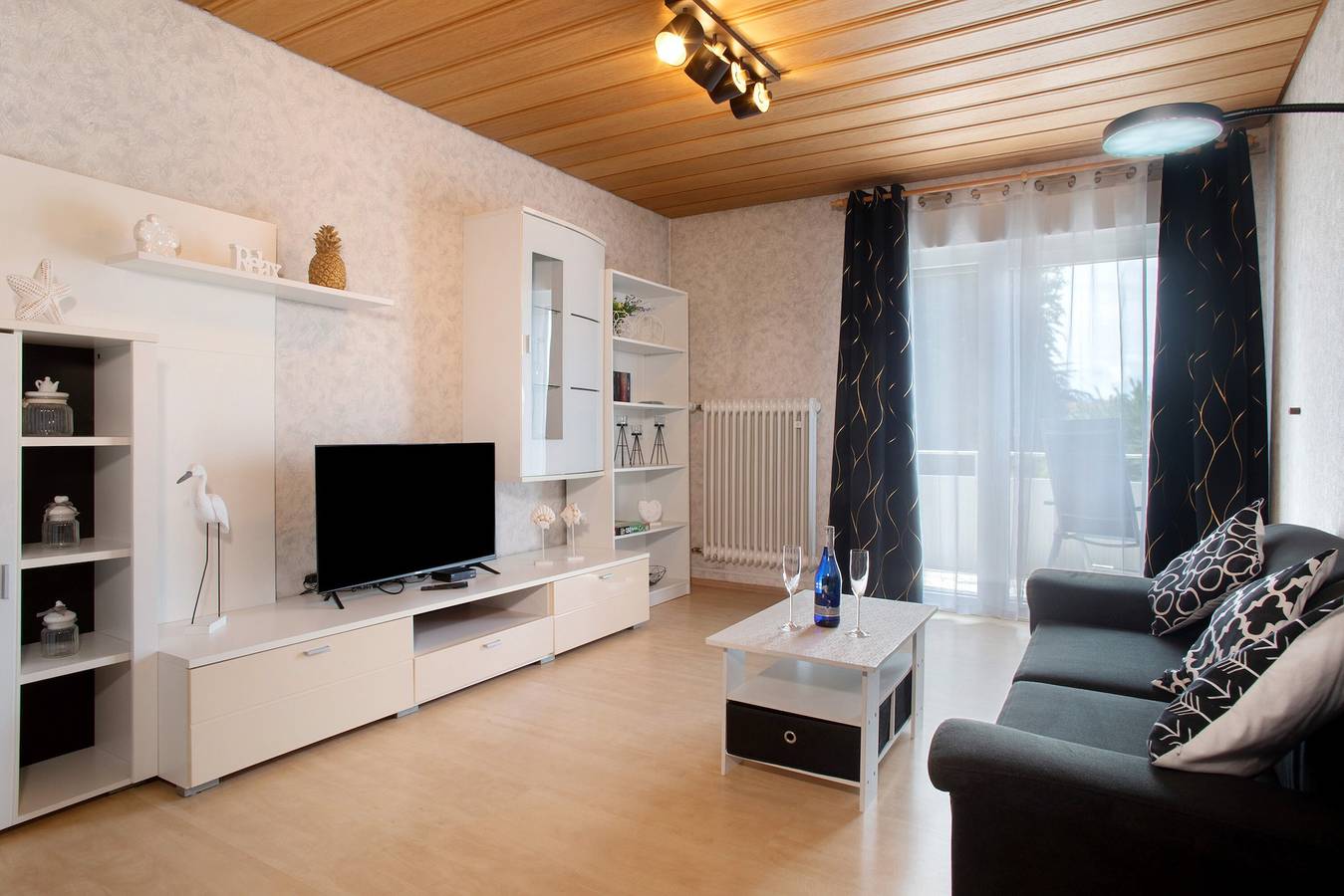 Ganze Wohnung, Ferienwohnung '1' mit Balkon und Wi-Fi in Langenargen, Region Bodensee-Oberschwaben
