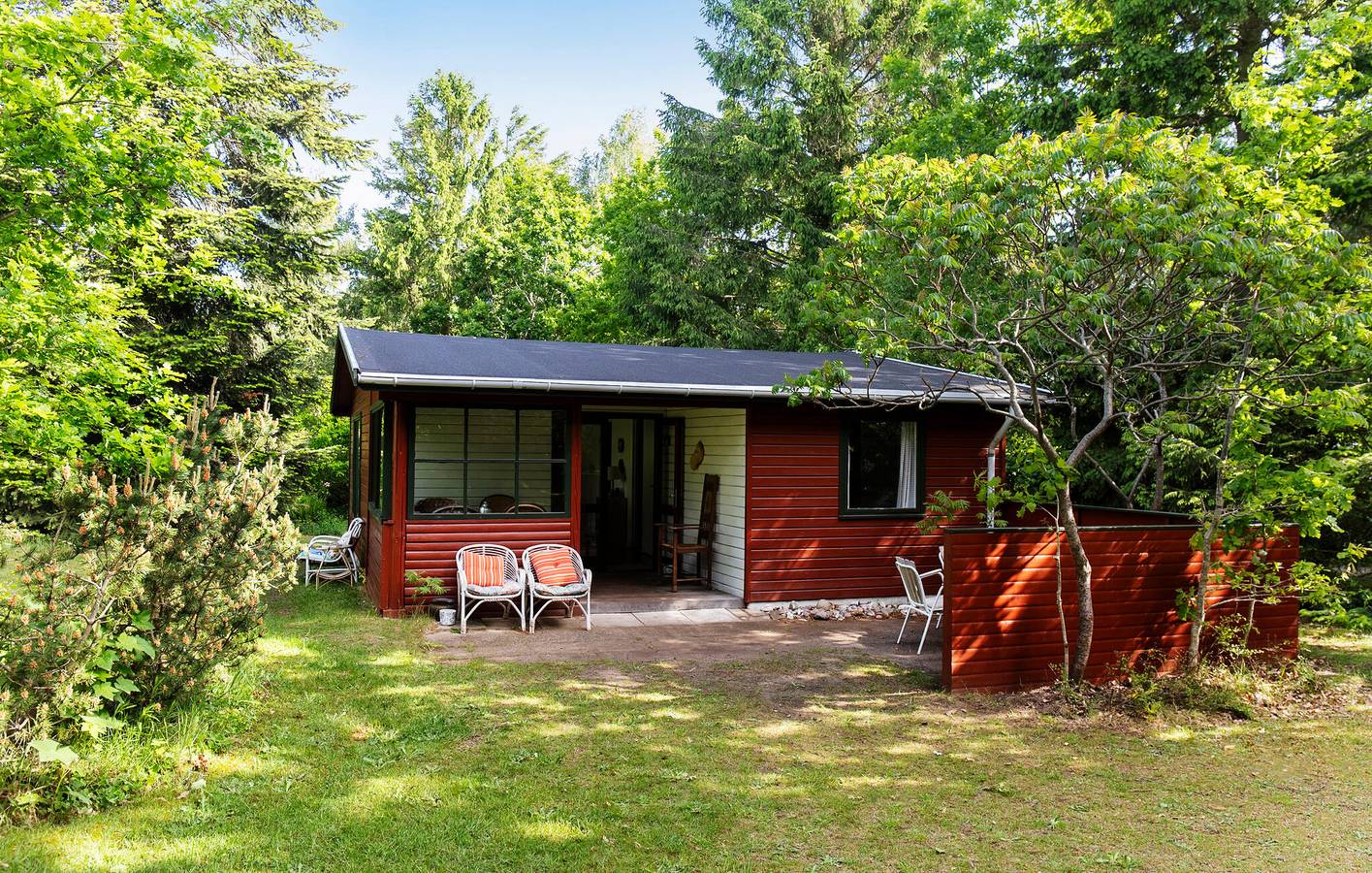 Ferienhaus für 4 Personen mit Terrasse in Melby, Hovedstaden
