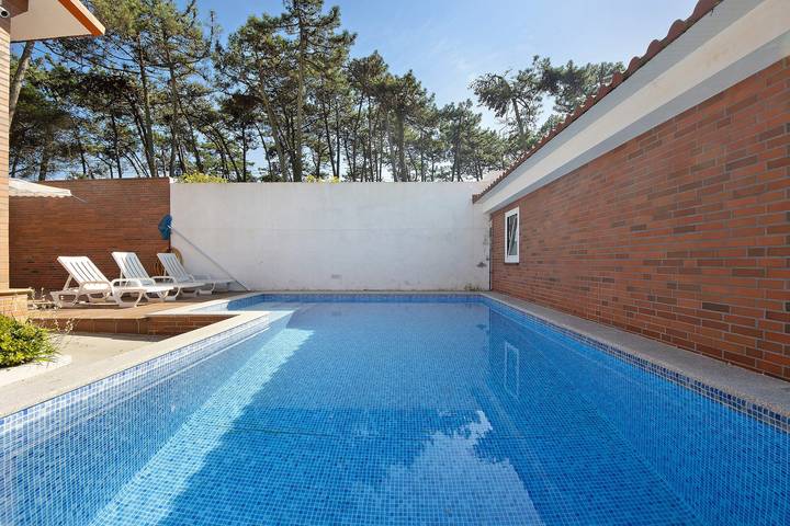 Casa de Férias 'Moradia Pinheiro Manso' com Piscina Privada, Terraço Privado e Wi-Fi in Apúlia, Parque Natural do Litoral Norte