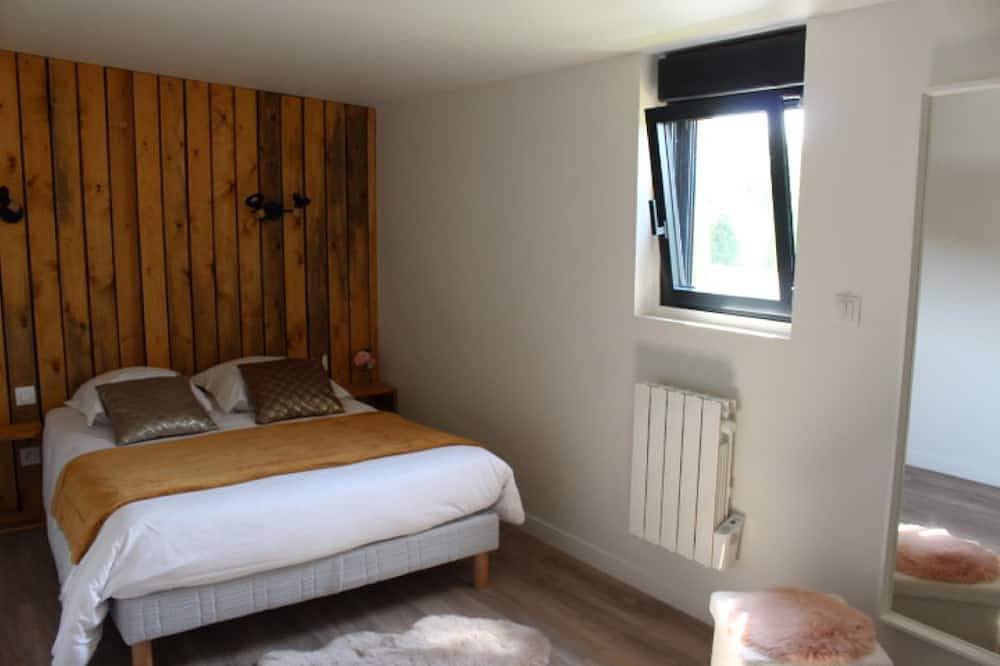 Chalet-Vintage-Confortable-Baño para personas con movilidad reducida in Clermont-Créans, Sarthe