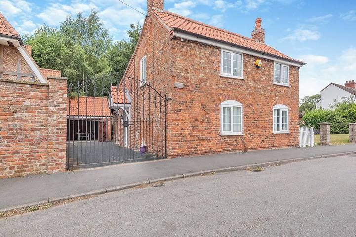 Cottage for 8 people, with Hot tub and Garden in Lincolnshire