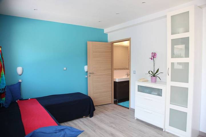 Chambre d’hôte pour 4 personnes, avec jardin et piscine à Nice - 3