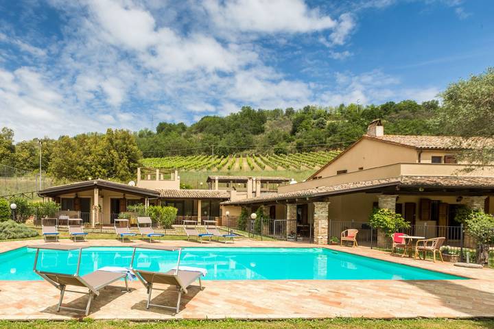Villa für 14 Personen, mit Pool in Marche - 4